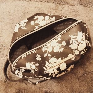 Steve Madden accessory bag